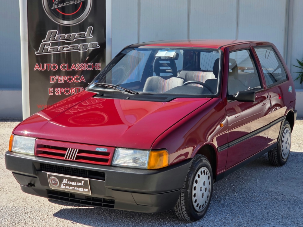 WhatsApp Image 2026-10-19 at 15.25.16 (2) FIAT UNO 45 TREND 5 MARCE -SOLI KM 75.000- ASI -